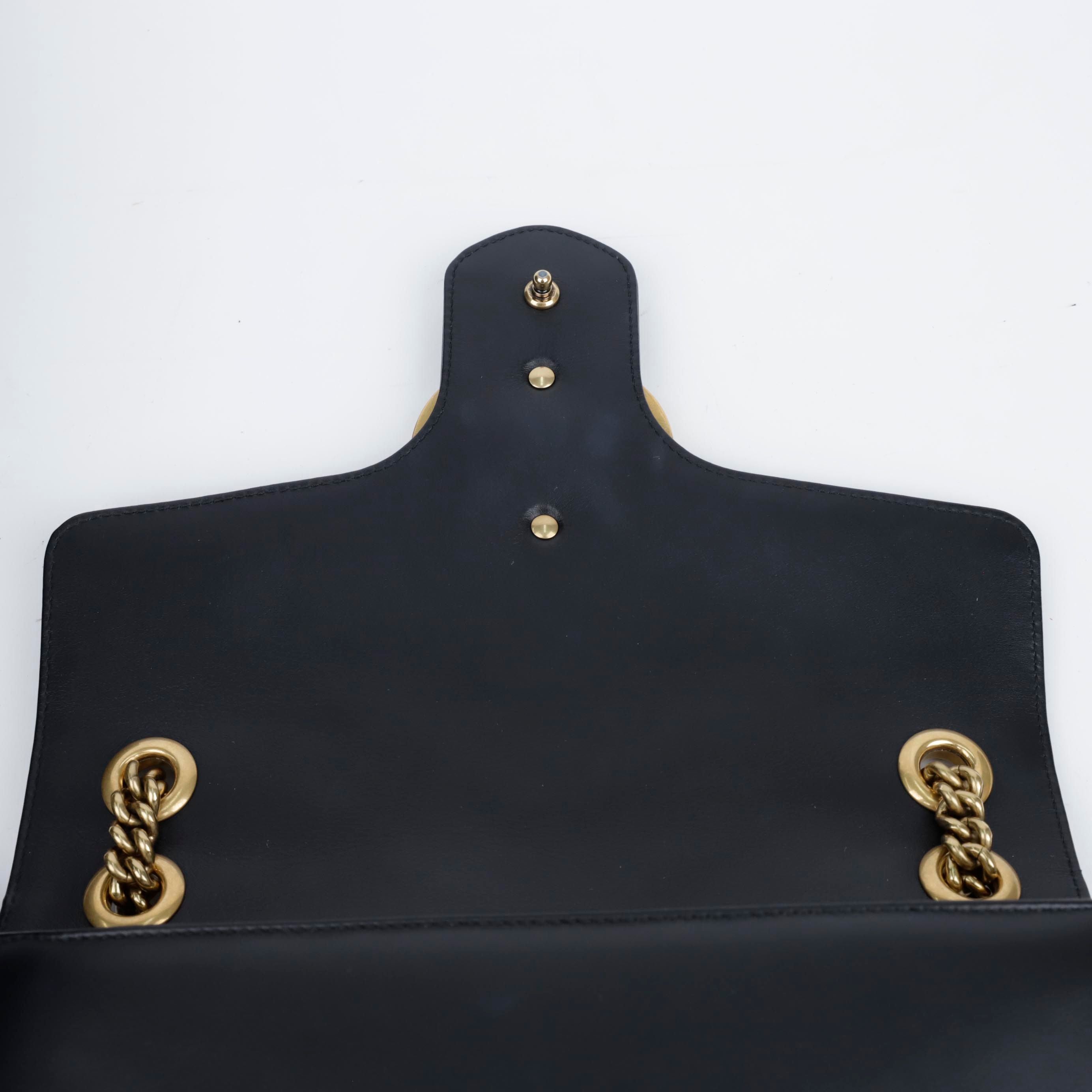 GG Marmont Matelassé Medium Leather Chain Shoulder Bag Black