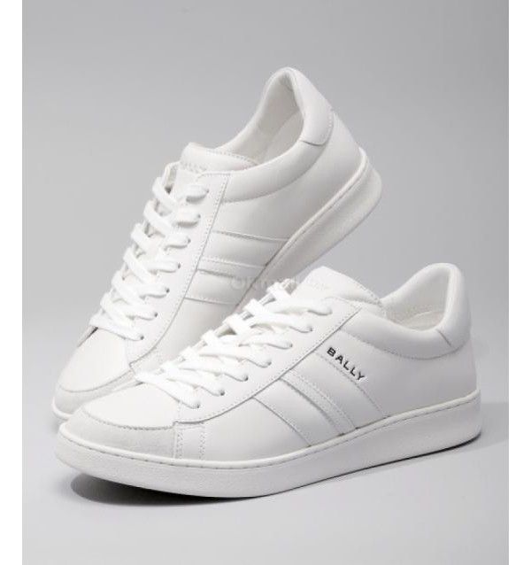Tiger Lace-Up Sneakers