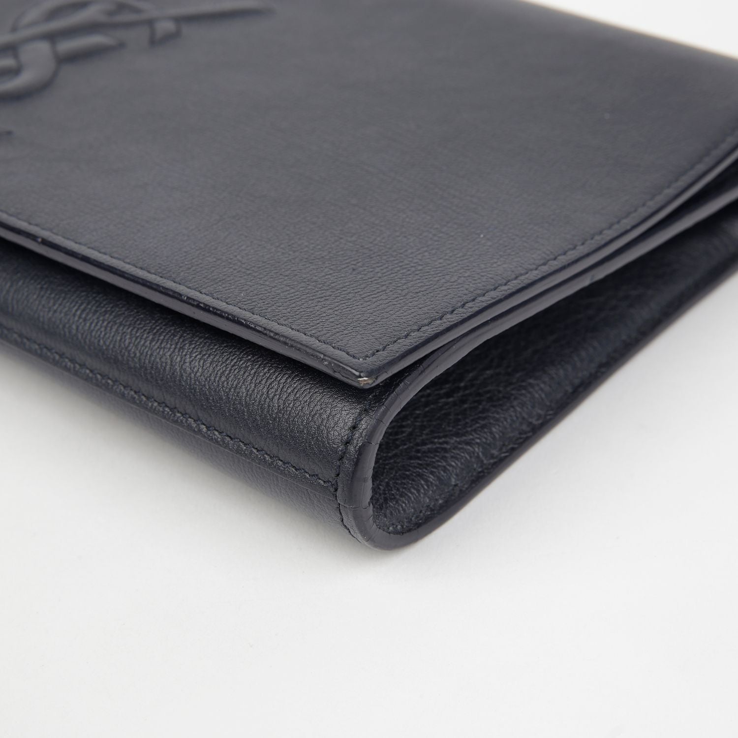 Beldujour Clutch