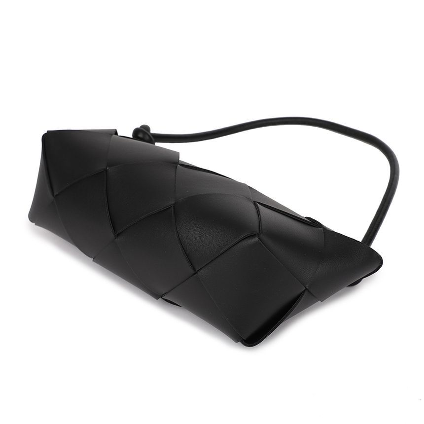 Intrecciato Basket Shoulder Bag