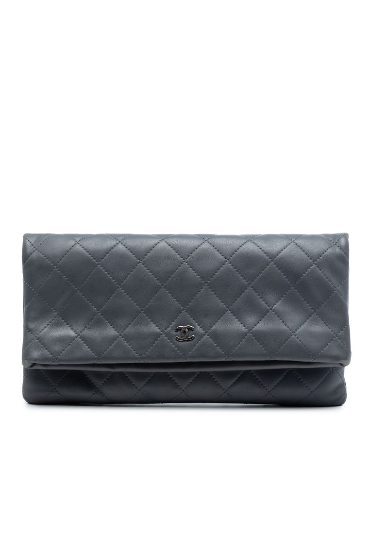 Pre-Loved Chanel Cc Quilted Lambskin Foldover Clutch