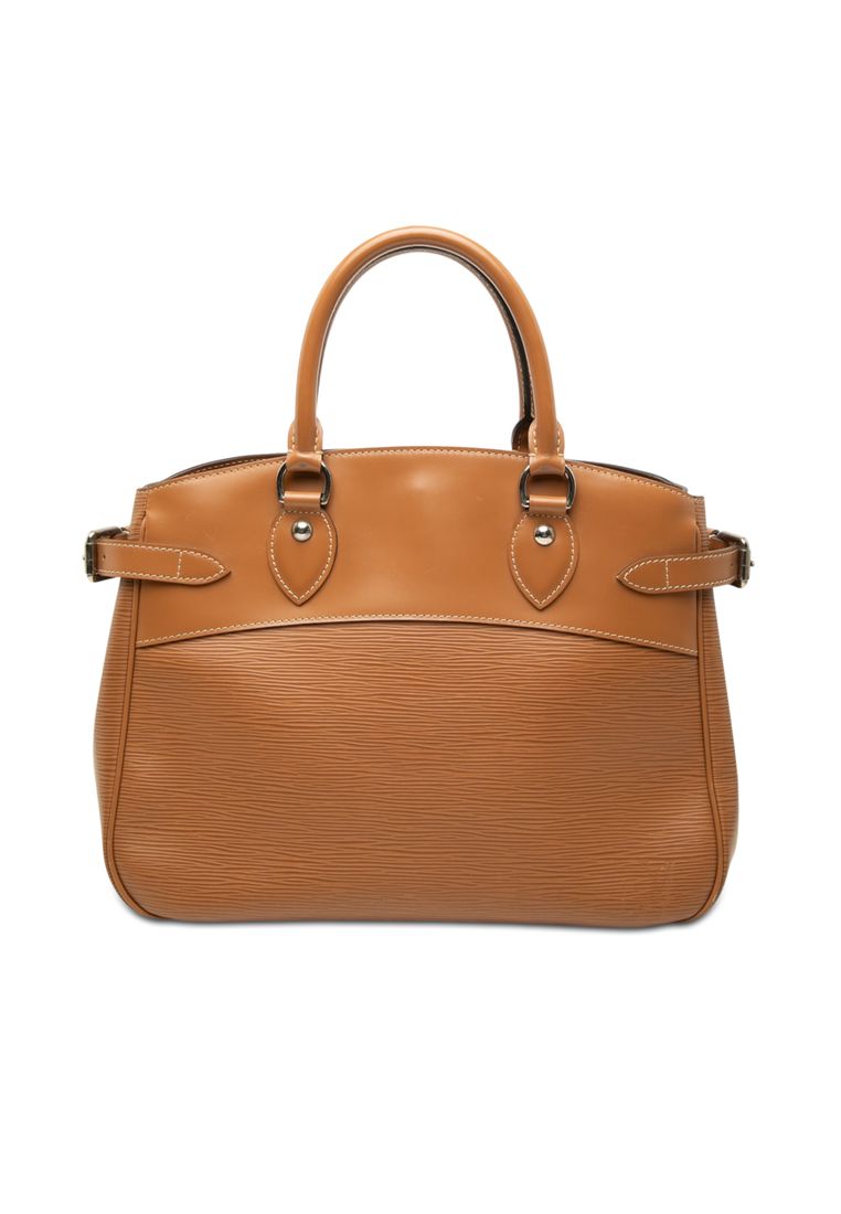 Pre-Loved Louis Vuitton Epi Passy Pm