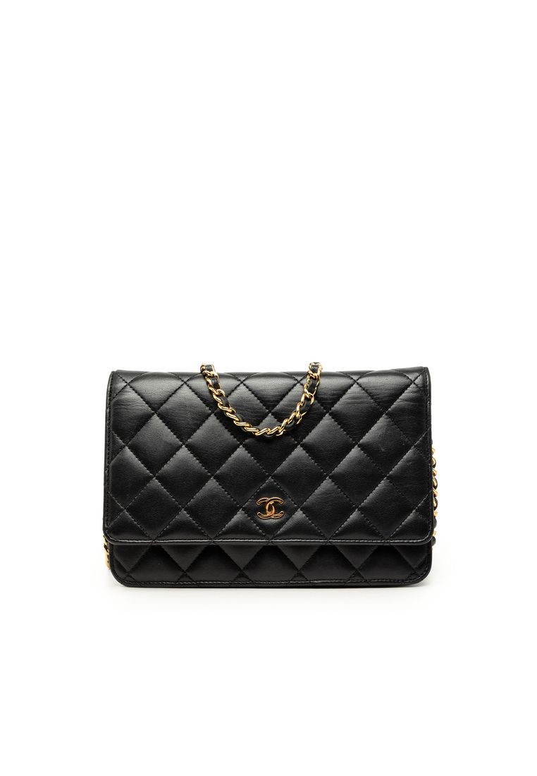 Pre-Loved Chanel Cc Quilted Lambskin Wallet On Chain