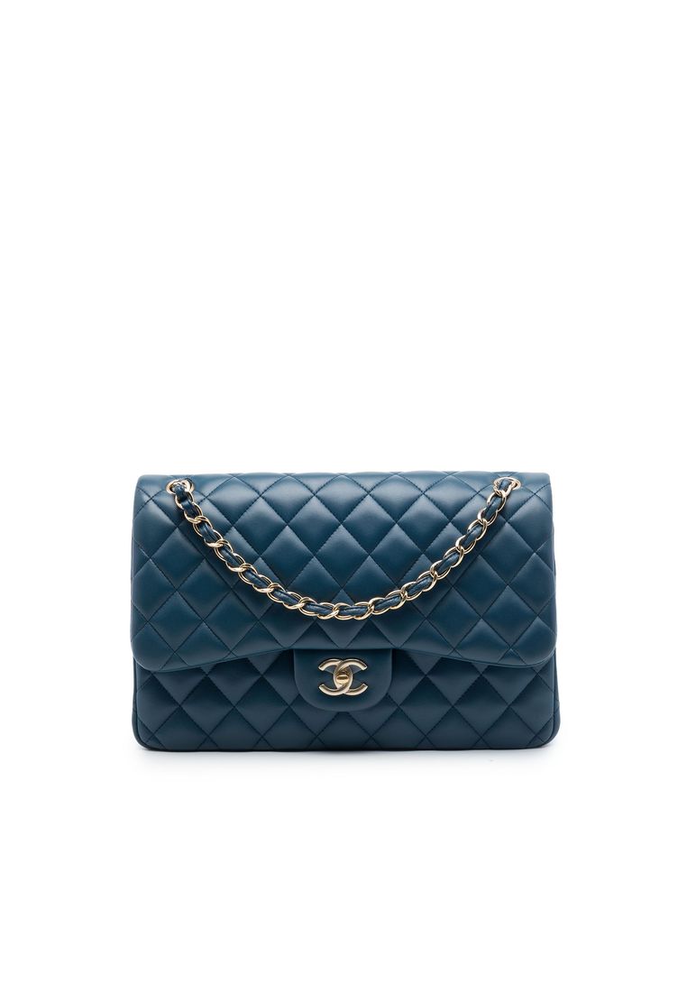 Pre-Loved Chanel Jumbo Classic Lambskin Double Flap