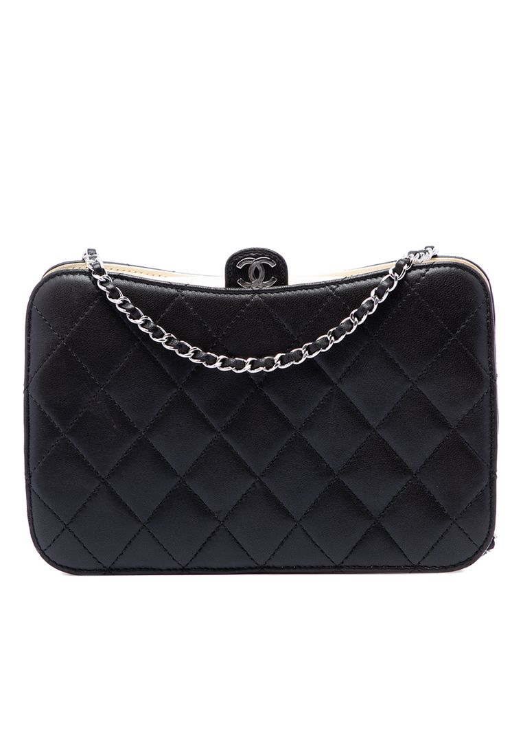 Pre-Loved Chanel Cc Quilted Lambskin Clutch With Chain