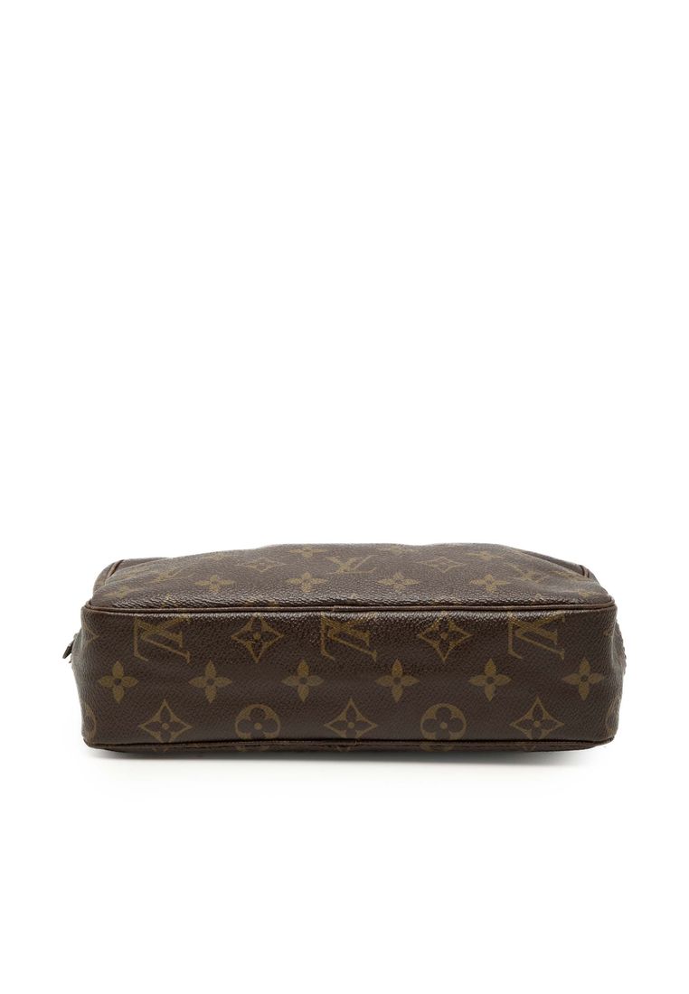 Pre-Loved Louis Vuitton Monogram Trousse Toilette 23
