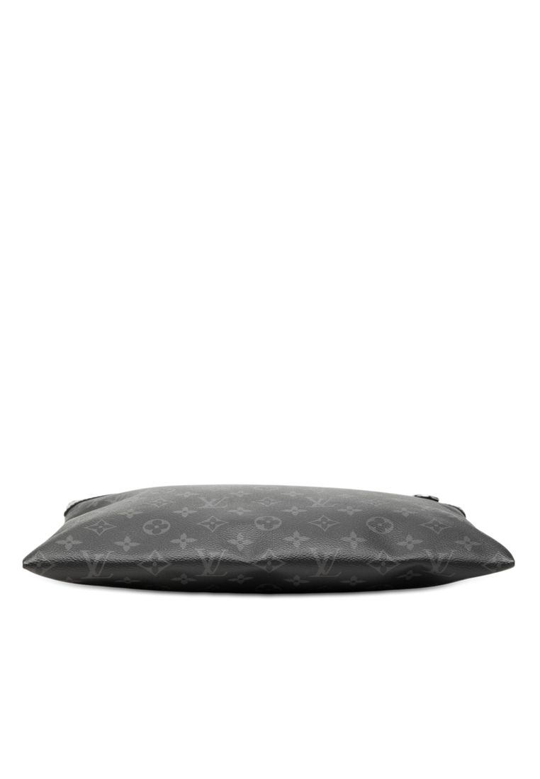 Pre-Loved Louis Vuitton Monogram Eclipse Discovery Pochette Gm