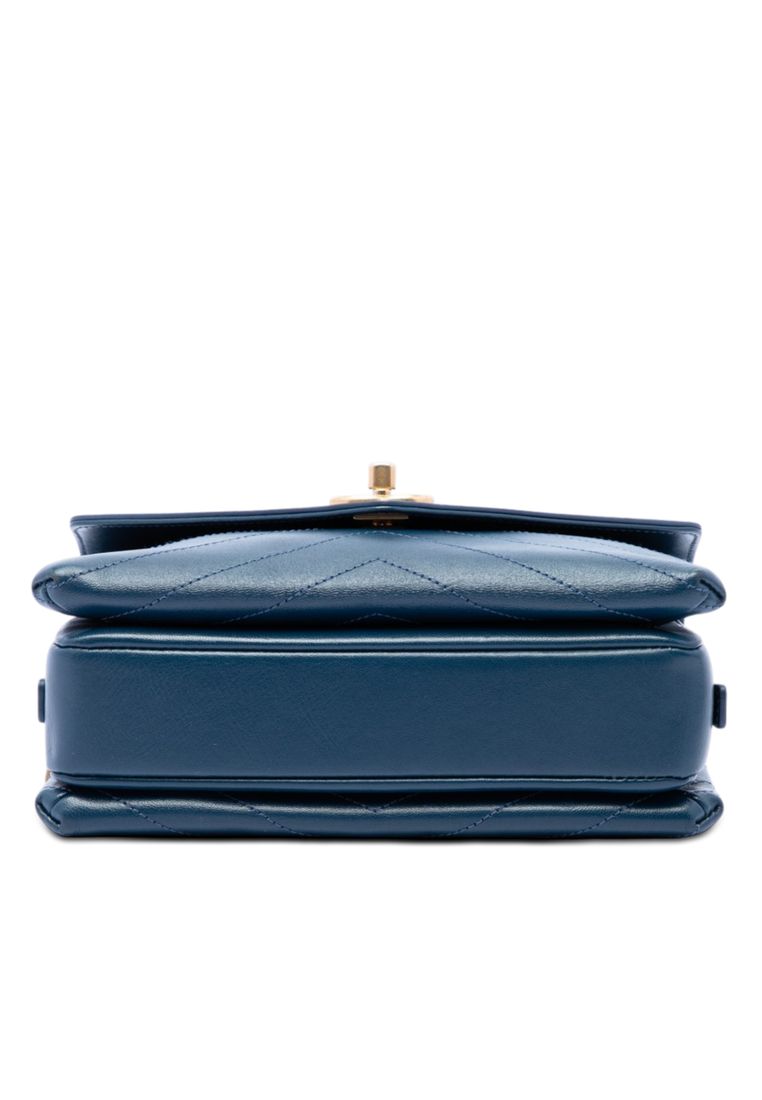 Pre-Loved Chanel Small Chevron Lambskin Stitched Envelope Flap