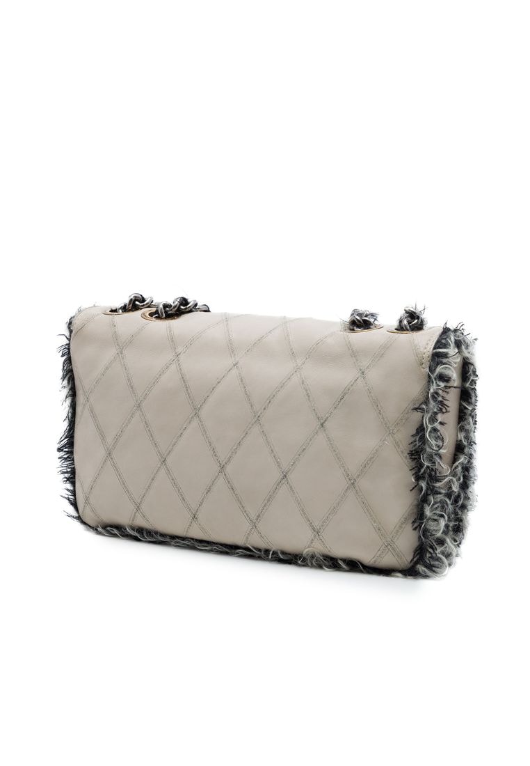 Pre-Loved Chanel Cc Quilted Lambskin Tweedy Flap Color