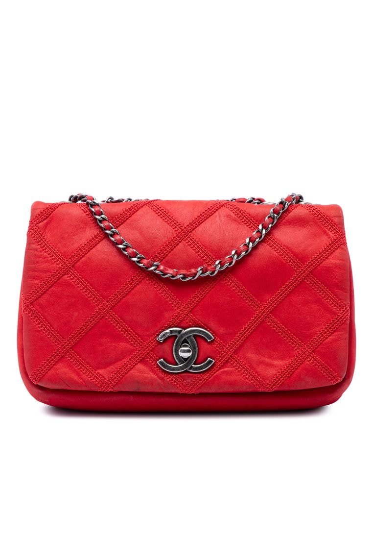 Pre-Loved Chanel Iridescent Calfskin Diamond Stitch Flap